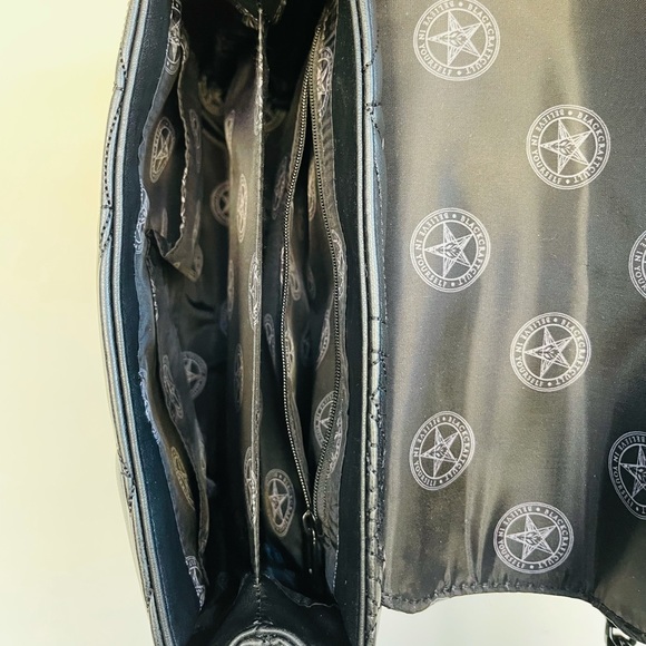 Blackcraft Cult brand quilted shoulder/crossbody bag - Picture 6 of 6
